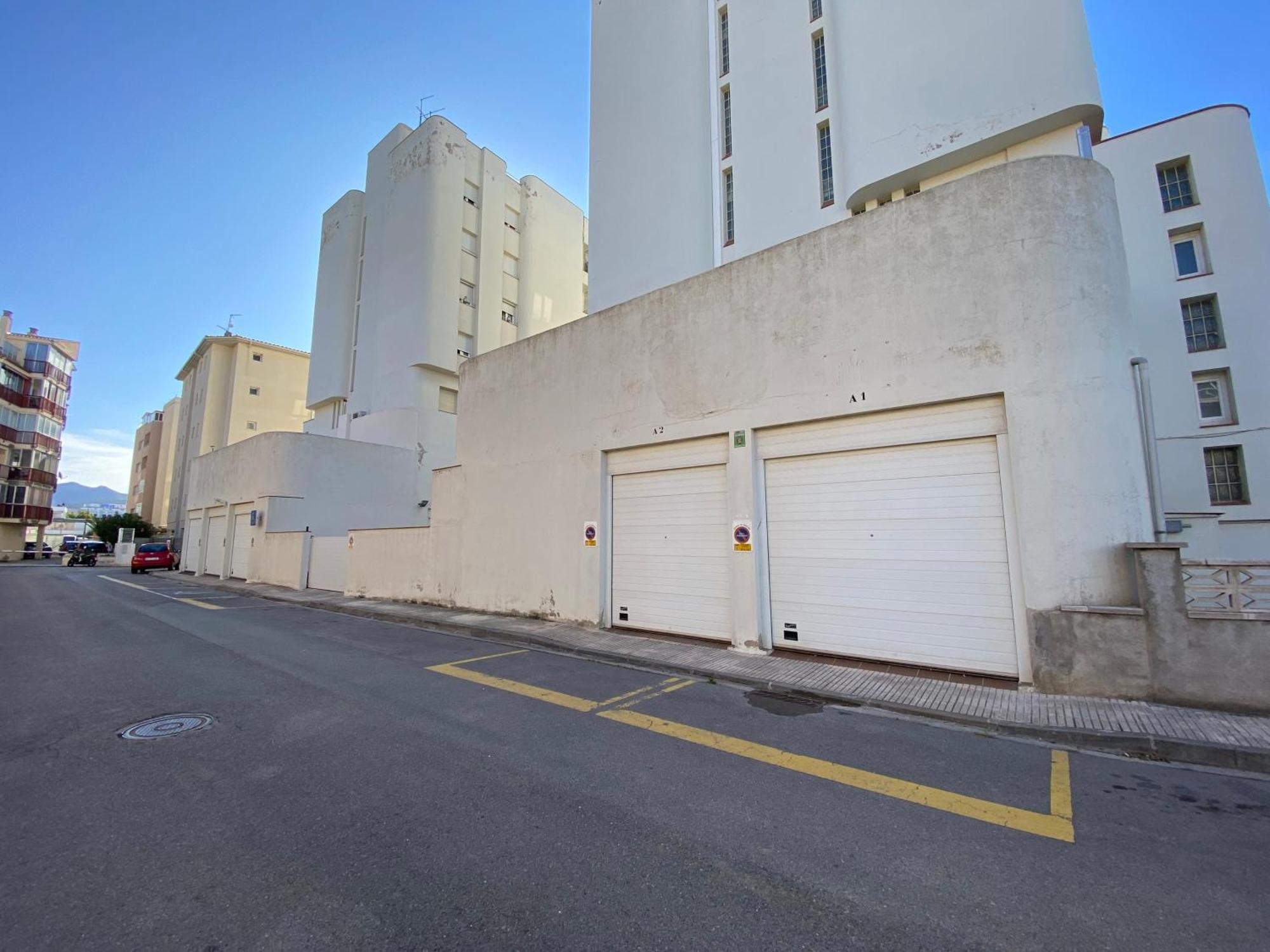 Agi Drugstore Apartments Rosas Exterior foto